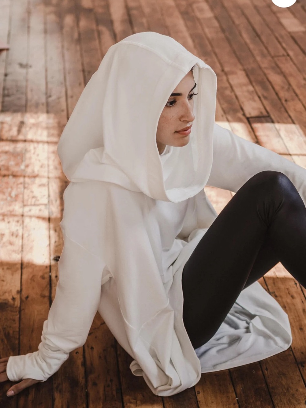 Marcella Top - Firenze Hoodie white
Oversized Lightweight French Terry Tunic
